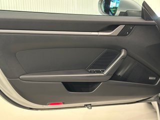 Porsche 911 Carrera Coupe 992 PDK
