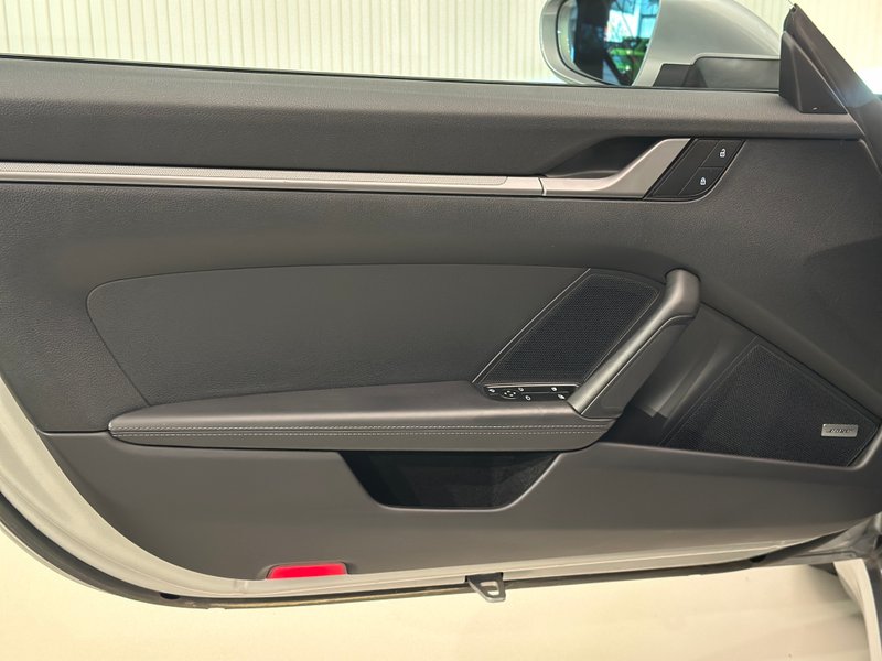 Porsche 911 2023, foto 31