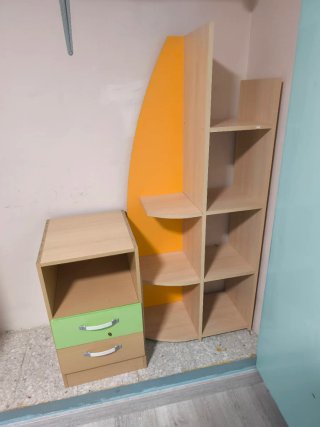 Conjunto Cajonera y Estantería