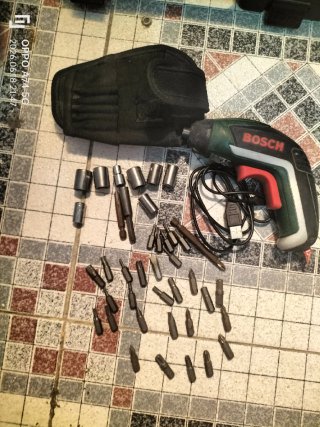 taladro batería Bosch USB recargable con cargador