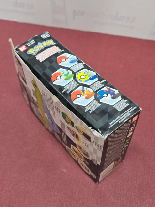 Caja Pokemon 7 Figuras + Diorama
