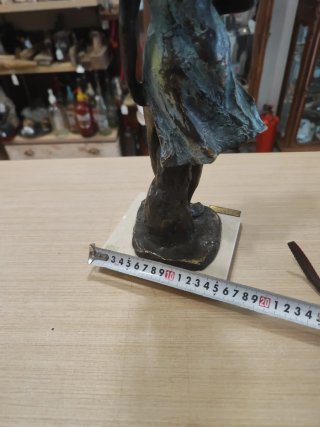Escultura de Bronce Lluis Jordà - Figura Mujer
