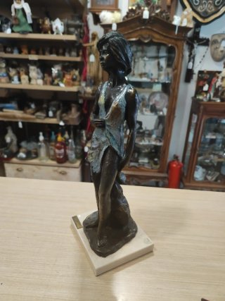 Escultura de Bronce Lluis Jordà - Figura Mujer