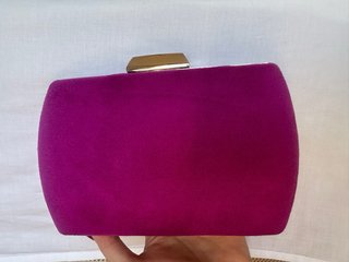 Bolso de fiesta fucsia y dorado
