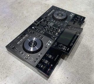 Pioneer DJ XDJ-RR + Bag