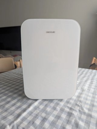 Mini Nevera Cecotec 6L