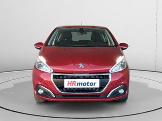 Peugeot 208 Signature