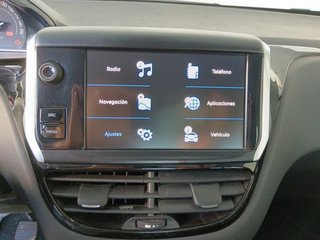Peugeot 208 Signature
