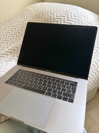 MacBook Pro 15.4 Plata