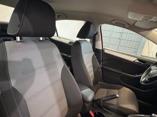 VOLKSWAGEN Jetta 1.4 TSI DSG Hybrid