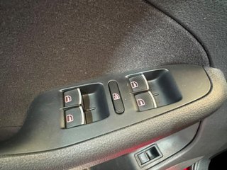 VOLKSWAGEN Jetta 1.4 TSI DSG Hybrid