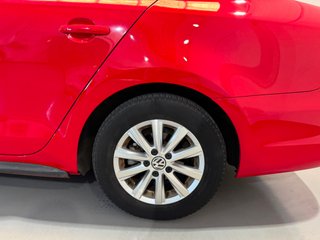 VOLKSWAGEN Jetta 1.4 TSI DSG Hybrid
