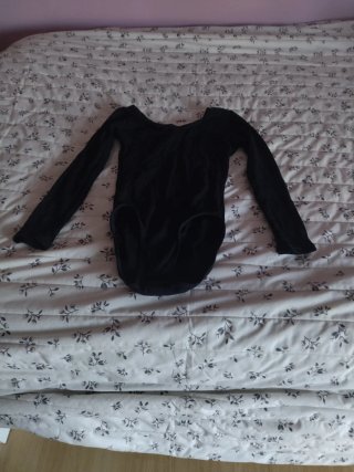Traje de Flamenca Rojo y Negro, con maillot negro