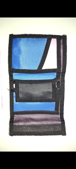 Cartera con Velcro de 1.990 NUEVA!