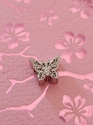 Charm Mariposa Plata