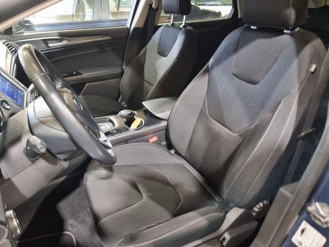 FORD Mondeo 2.0 TDCi 110kW Titanium PowShift SB