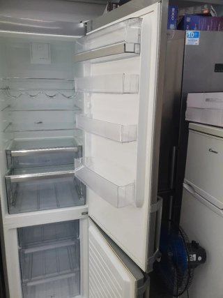 Nevera AEG con garantía y transporte