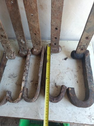 Bisagras antiguas de forja