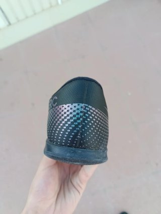 Botas de fútbol Nike Talla 42