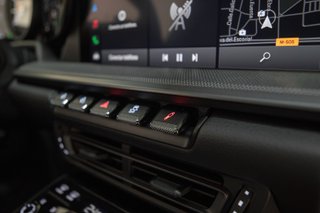 Porsche 911 Carrera 4 2023