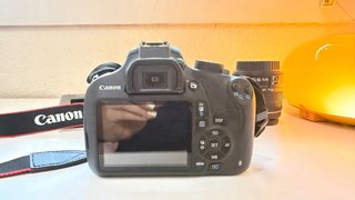 Canon EOS 1200D + Lentes 18-55mm y 50mm