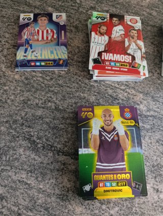 Cromos Panini Liga ¡Vamos! y Guantes de Oro
