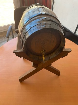 Barril de vermut de madera