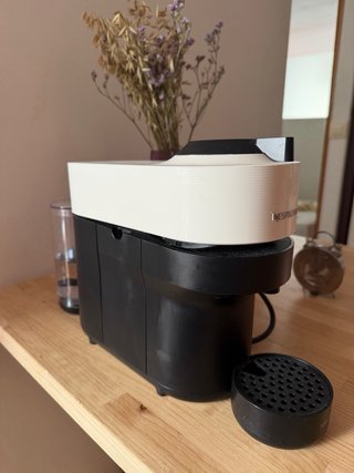Cafetera Nespresso Krups Blanca y Negra
