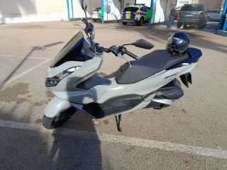 Honda PCX 125 Gris/perla Automática
