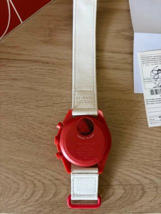 Swatch x Omega Mission to Mars Rosso