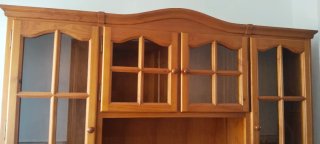 Mueble salón madera provenzal vitrina