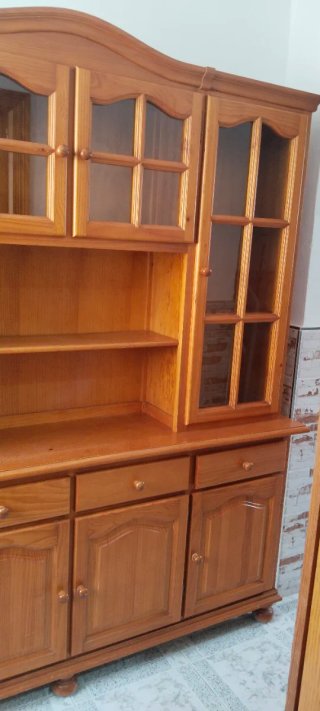 Mueble salón madera provenzal vitrina