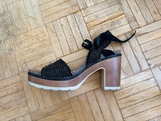 Sandalias Refresh Tacón Negro