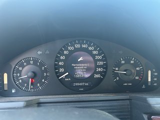 Mercedes-Benz 200cdi 2003