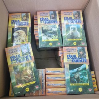 Lote 36 VHS El Hombre y la Tierra