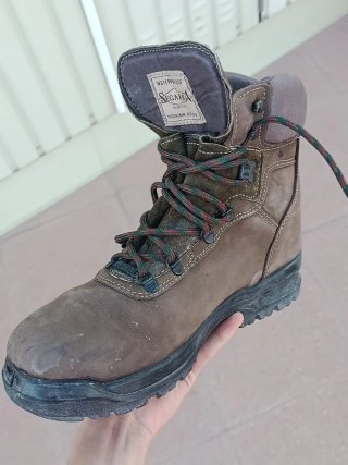Botas de seguridad Secarra Marrón/Negro