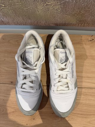 Zapatillas Reebok Blancas y Grises