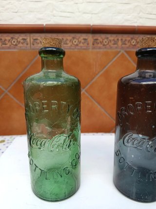3 Vecchie Bottiglie di Coca-Cola