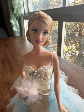 Barbie Oscar de la Renta
