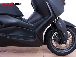 YAMAHA X-MAX 125