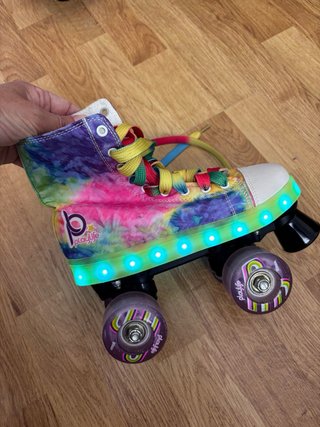 Patines Tie Dye Talla 35 Nuevos. Suela con luces.