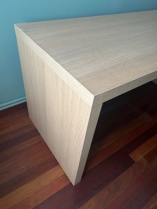 Escritorio IKEA MALM con tablero extraíble