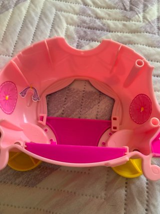 Coche de muñecas Pin y Pon