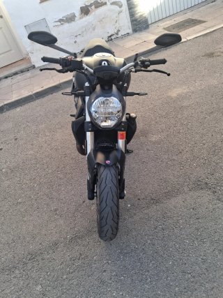 Ducati Monster 821 Negra