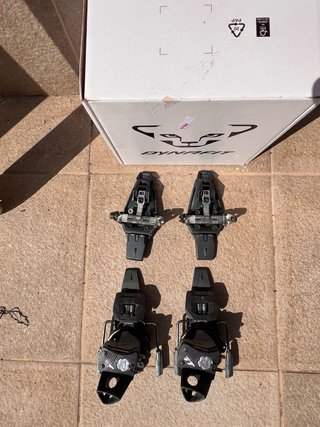 Esquís K2 Wayback + Fijaciones Dynafit + pieles k2