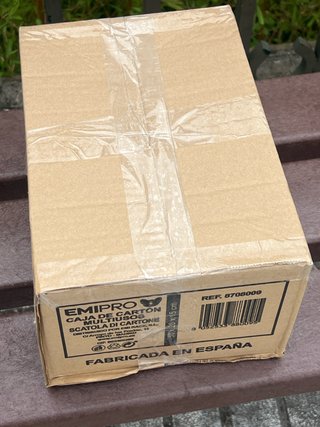 Caja de cartón Emipro multiusos