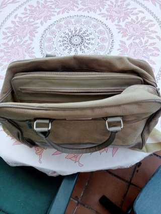 Bolso Maletín AVON Marrón y Verde Oliva