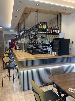 Local comercial en alquiler en El Altet en Elche