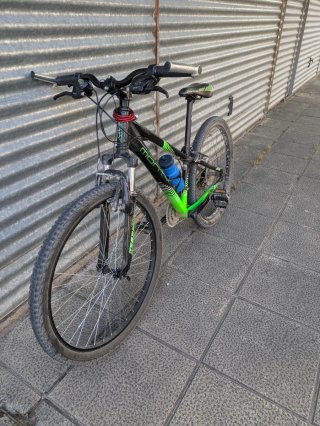 Bicicleta Monty de  Montaña 26 Negra y Verde