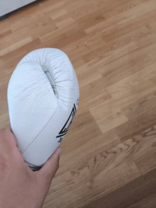 Guantes de Boxeo Charlie Outlaw 12 OZ